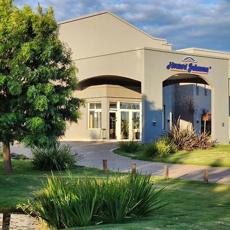 Howard Johnson Hotel&Resort Funes Exterior foto