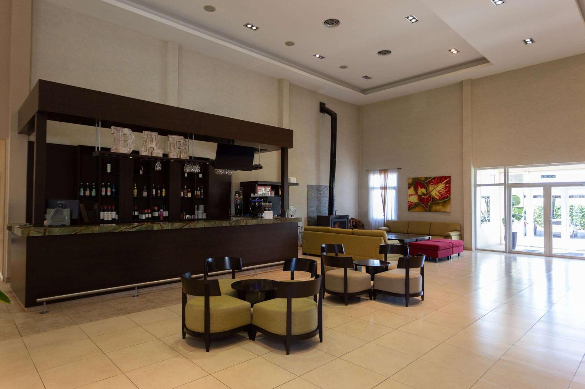 Howard Johnson Hotel&Resort Funes Exterior foto