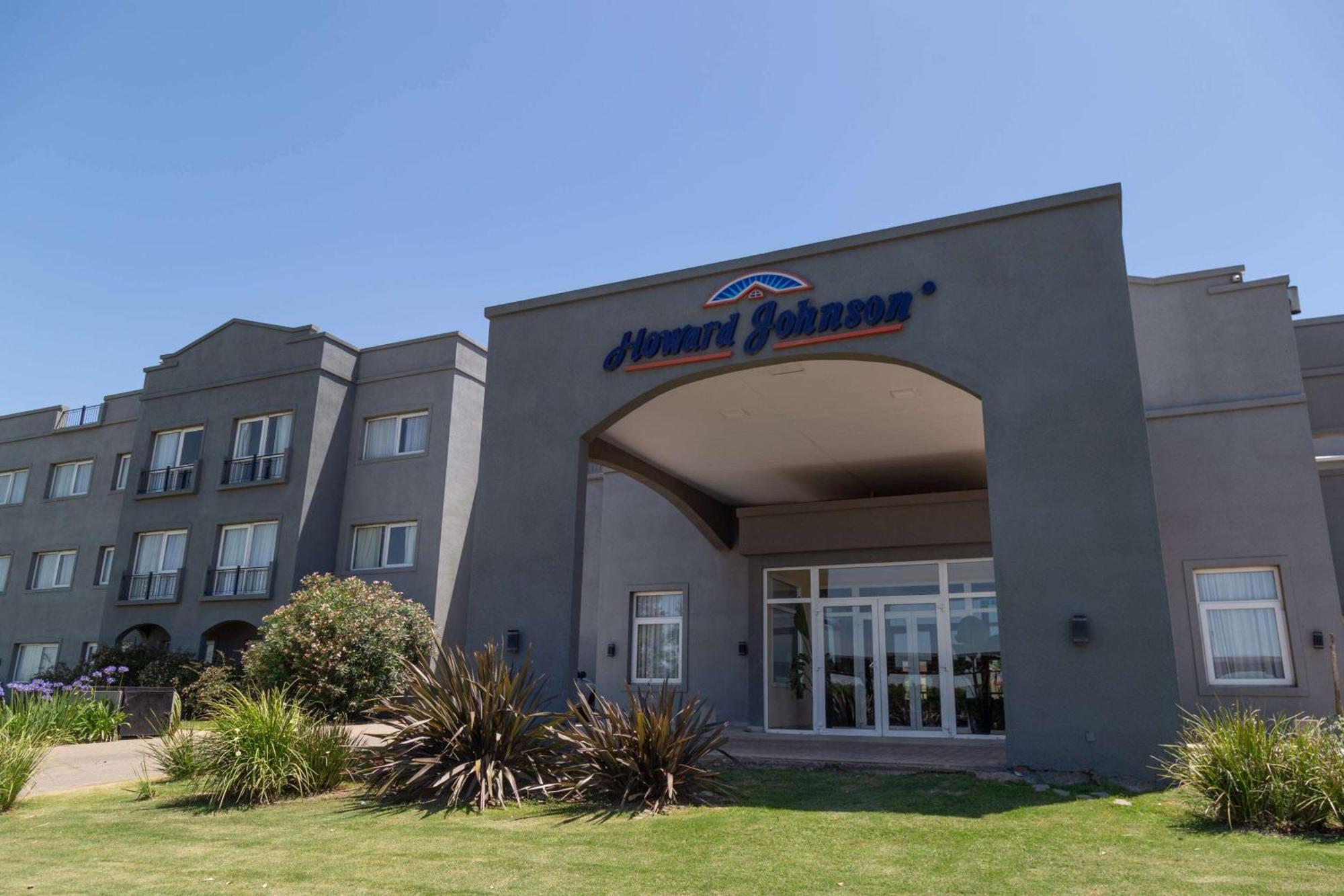 Howard Johnson Hotel&Resort Funes Exterior foto
